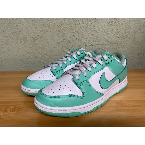 Nike Dunk Low Green Glow Women’s Size 10 DD1503-105 10W‎ / Men’s 8.5